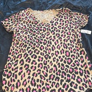 NY&Co Cheetah Print T-Shirt